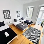 The Cordeiro House - No 76 - 2E - Rooms & Stays
